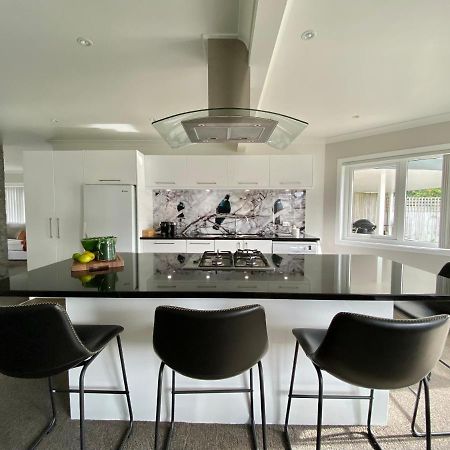 The Great Escape, Luxury Waterfront, Hottub Villa Whitianga Luaran gambar