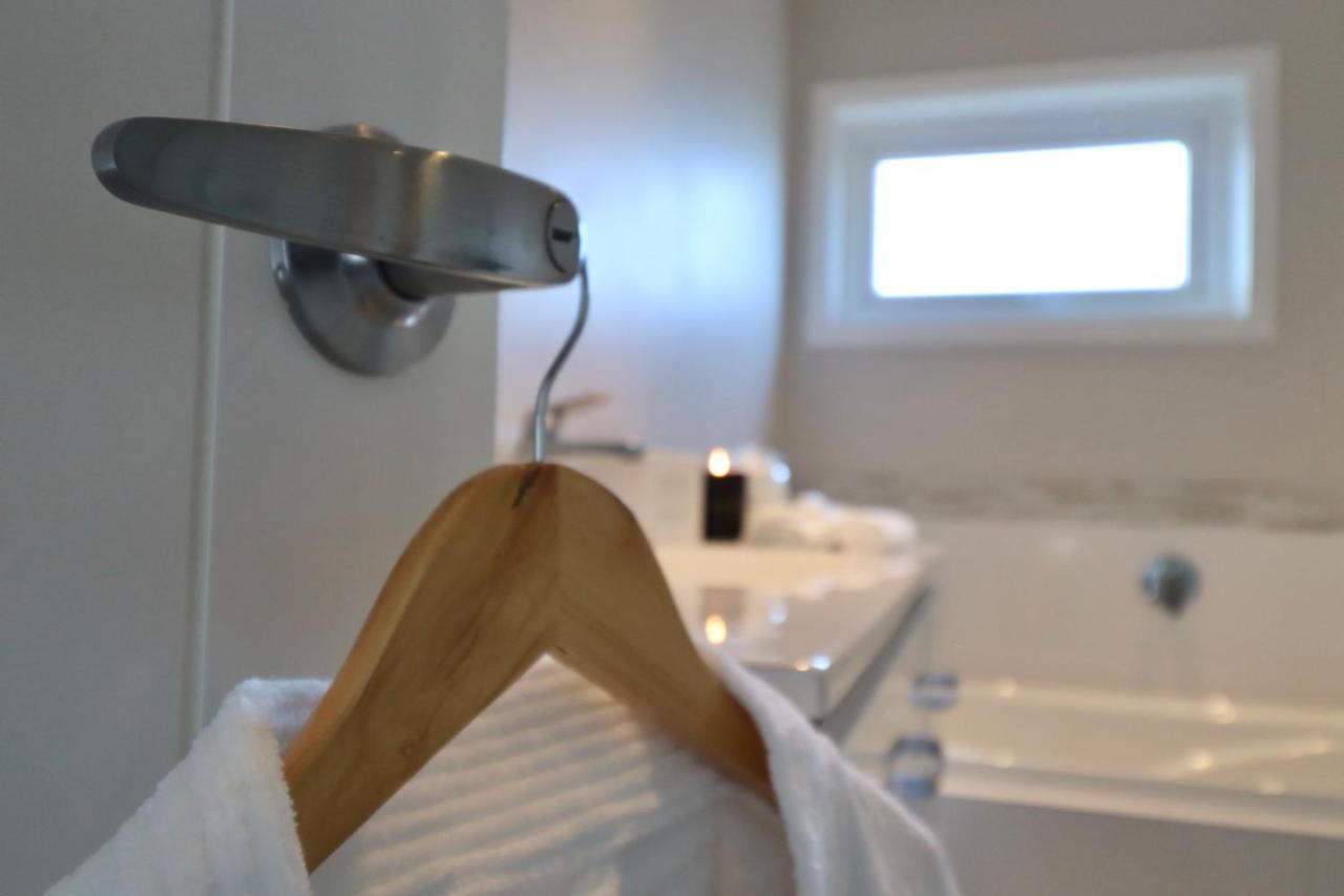 The Great Escape, Luxury Waterfront, Hottub Villa Whitianga Luaran gambar