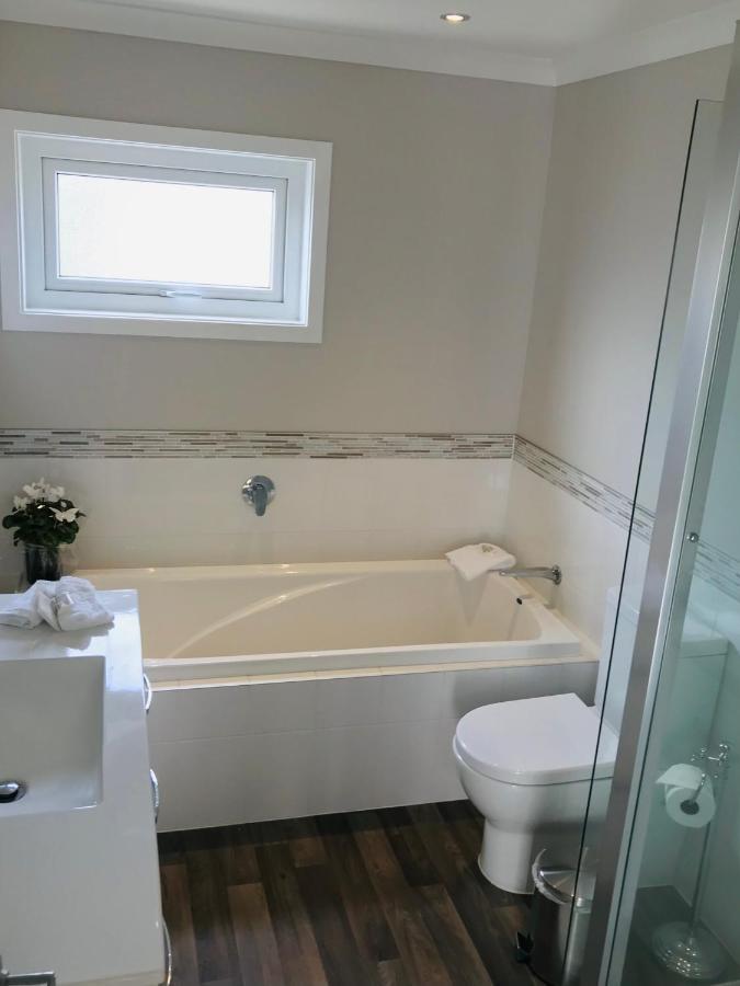 The Great Escape, Luxury Waterfront, Hottub Villa Whitianga Luaran gambar